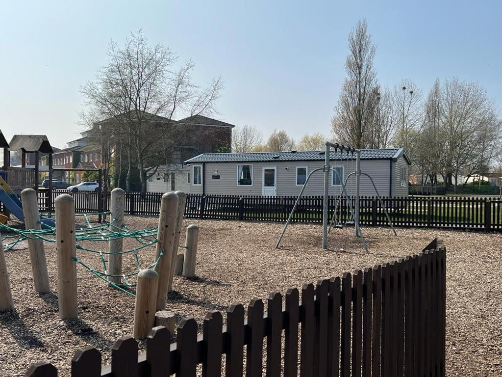 Cedars Southview, Skegness Hotel Exterior photo